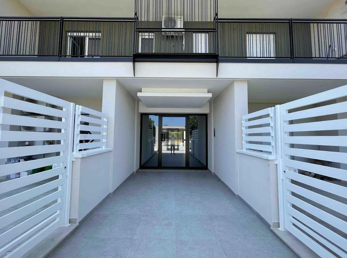Lecce Parkside Apartment Italy